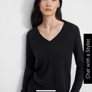 THEORY Wool V-Neck Sweater